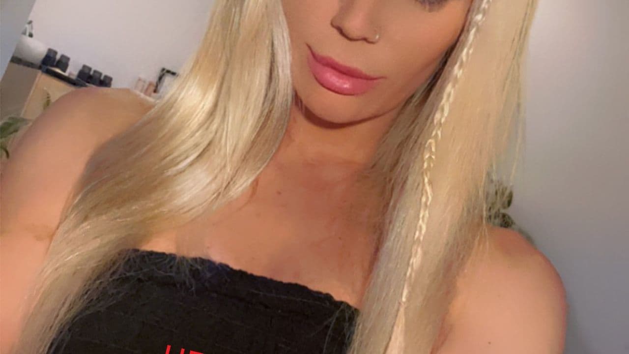 Minti 🍒 VOTED SEXIEST NURSE ON OF 2023 🥇